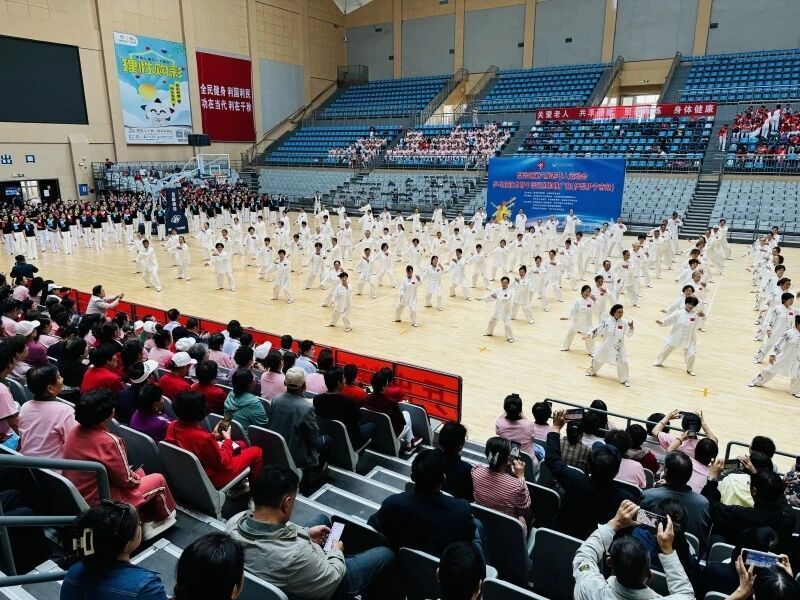 像五六十岁 像五六十岁