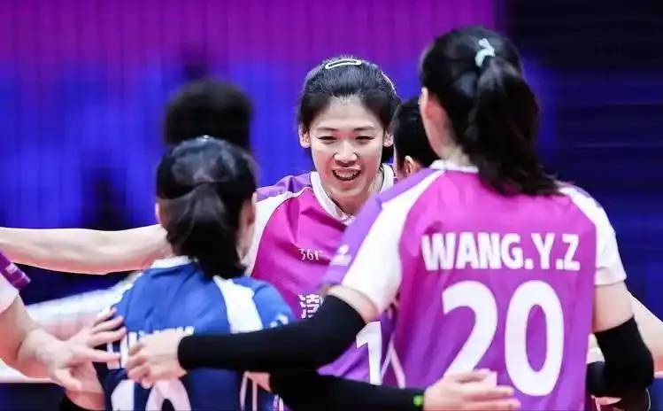 教练员, 军的天津女, 前队长袁心 教练员, 军的天津女, 前队长袁心